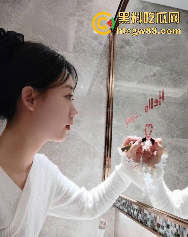 南宁小学骚货老师【刘悦湖】被校长开发的贱母狗,被操得嗷嗷叫爸爸,开发得顺风顺水!-3