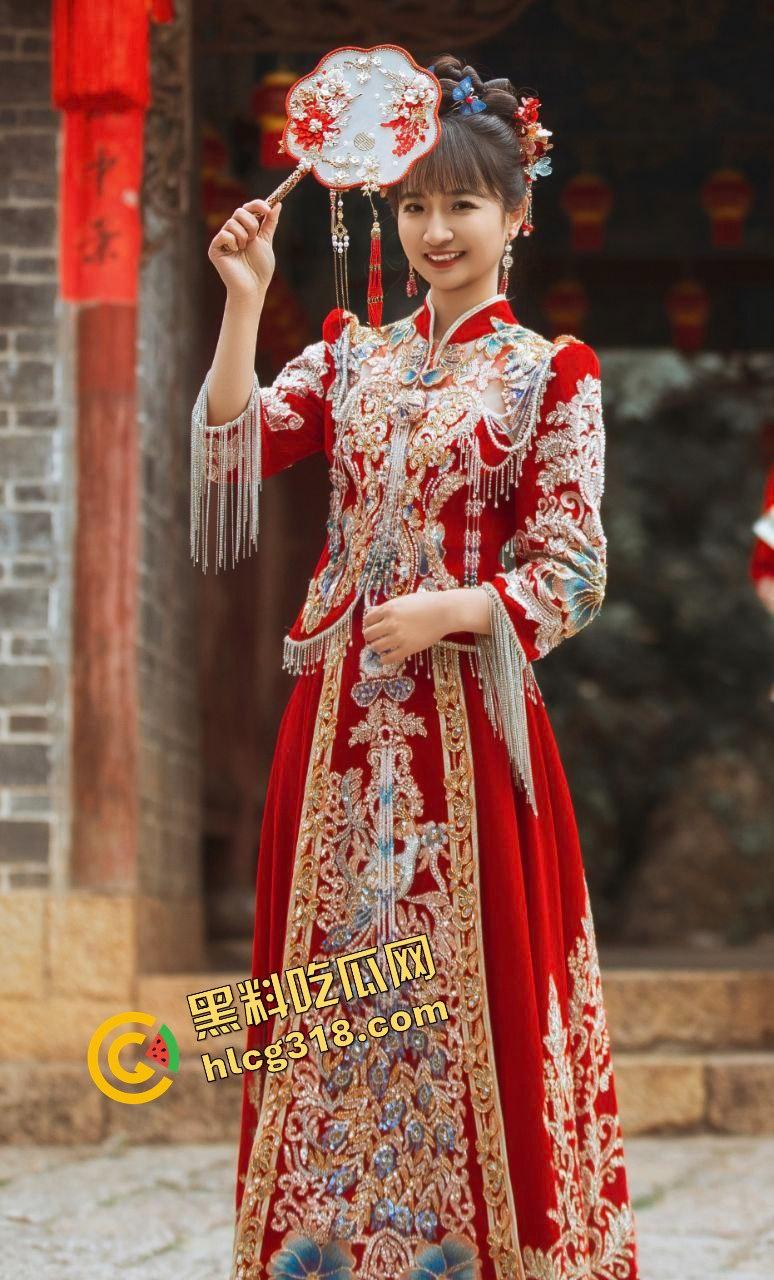 出轨上头后被玩成牲口,已婚白衣人妻『林妍』沦为情欲母狗,夜夜被炮友爆操调教,蹲地舔棒成奴隶!-8