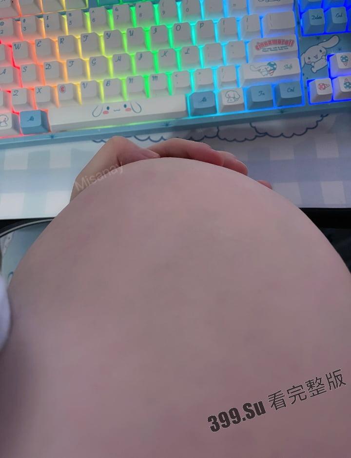 新疆微博36W粉博主「misanay 米饼」被开盒!被曝推特做鸡!真名【宋佳】个人信息头像被全爆出!(60v推特福利+微信露奶私拍)-9