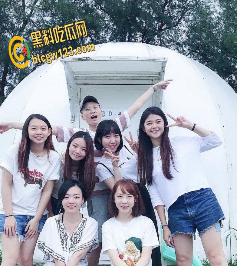 肤白貌美台妹淋浴脱衣到桑拿3P， 前后骑乘夹击， 干完腿都软了 !-1