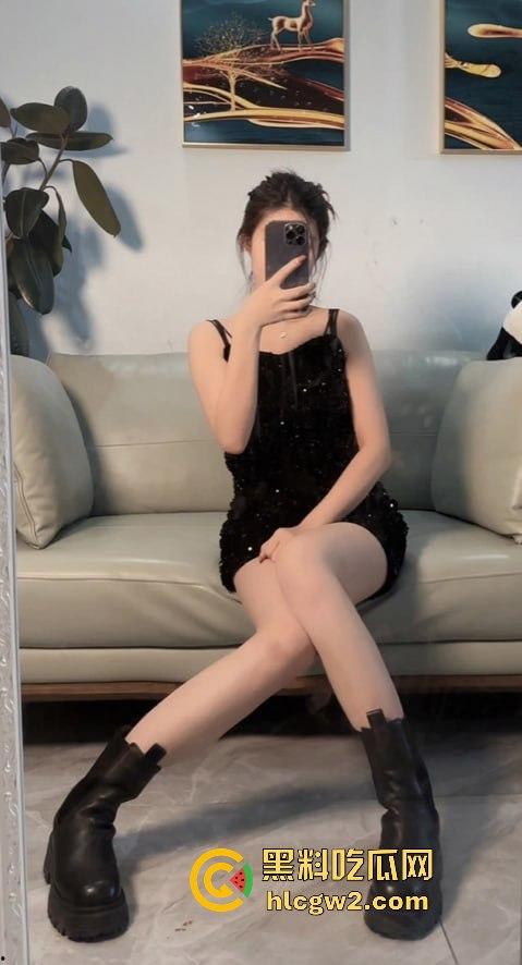 快手百万网红『铁岭小辉】大爆料 女友小师妹婚内偷情不雅视频流出,百万粉丝掉头离开,绿帽照曝光彻底塌房!-15