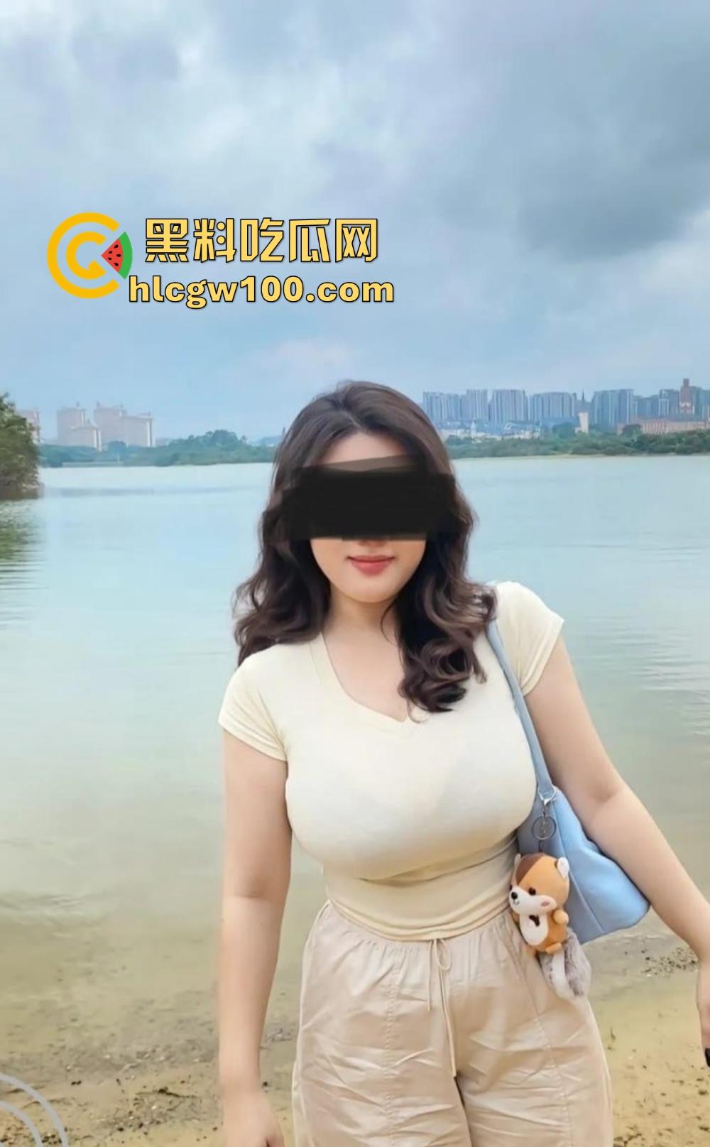 巨乳少妇30分钟狂欢，深喉后入掐脖子爆操，真是奶子即正义，全程摇摆奶子蜜桃臀！-1