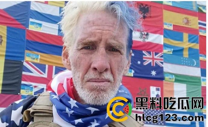 特朗普再遭暗杀未遂?耳朵险成牺牲品!为MAGA奋战,未来大统领只差一只耳!-12