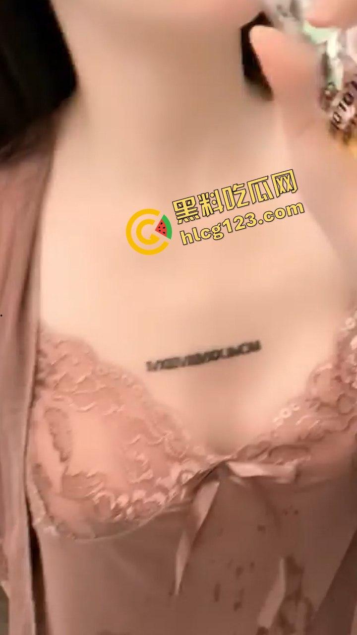 秀人网当红女神谢小蒽浴室内衣秀炸裂!肤白貌美,丰满嫩乳尽显淫荡魅力!-5