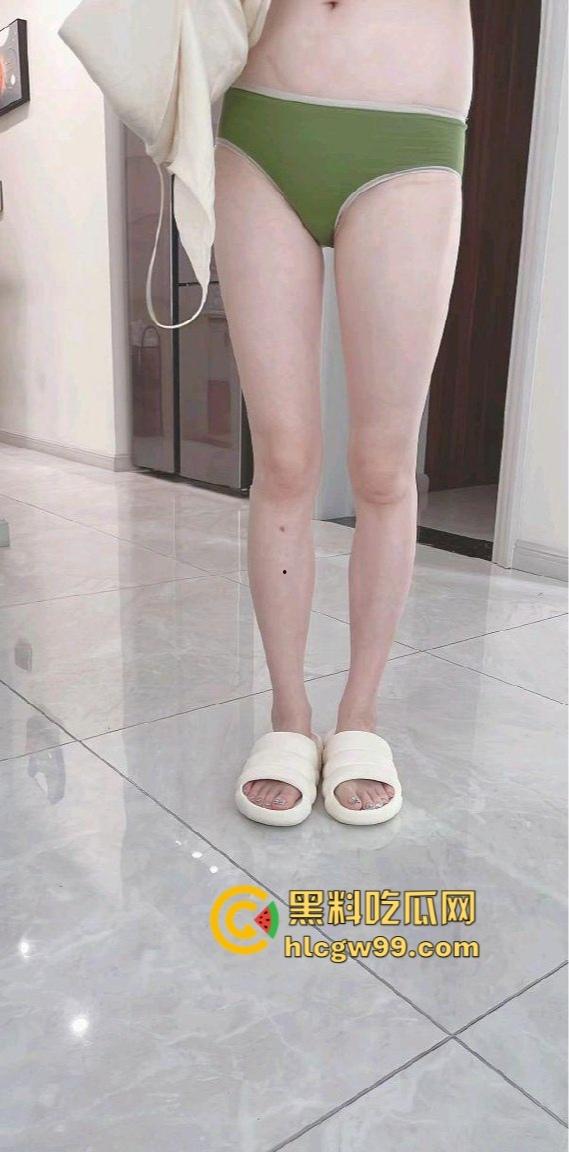 好吃不如饺子，好玩不过嫂子，厨房里得禁忌诱惑，极品瑜伽嫂子和小叔在大哥出差时激情四射，一炮直接上天！-10