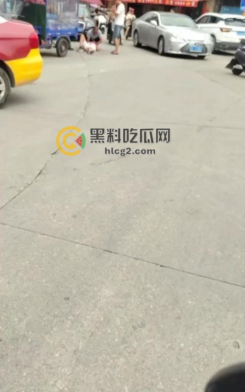 广东普宁市党委书记取快递遭持刀捅伤！纠纷引发一死一伤，嫌疑人被拘留-9