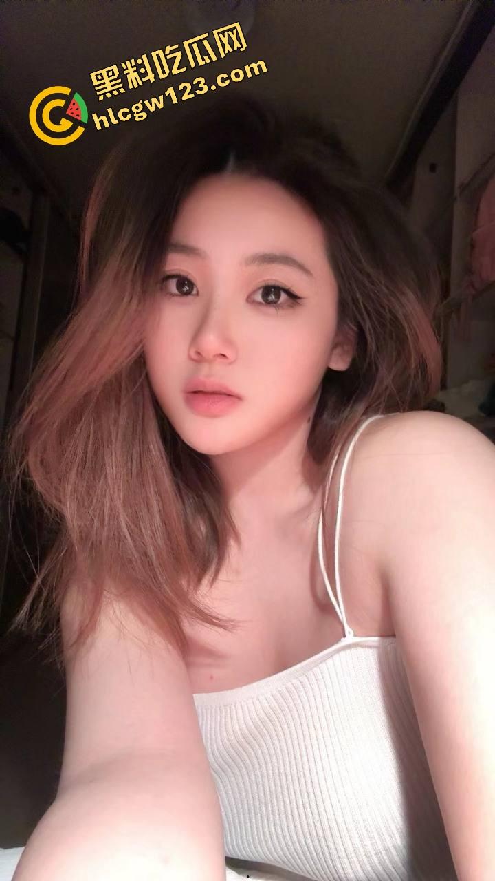 鞍山『林乖乖』分手后被爆私密记录,分手才看清真面目,舔脚肛交双插通吃,朋友圈疯传私密记录!-5