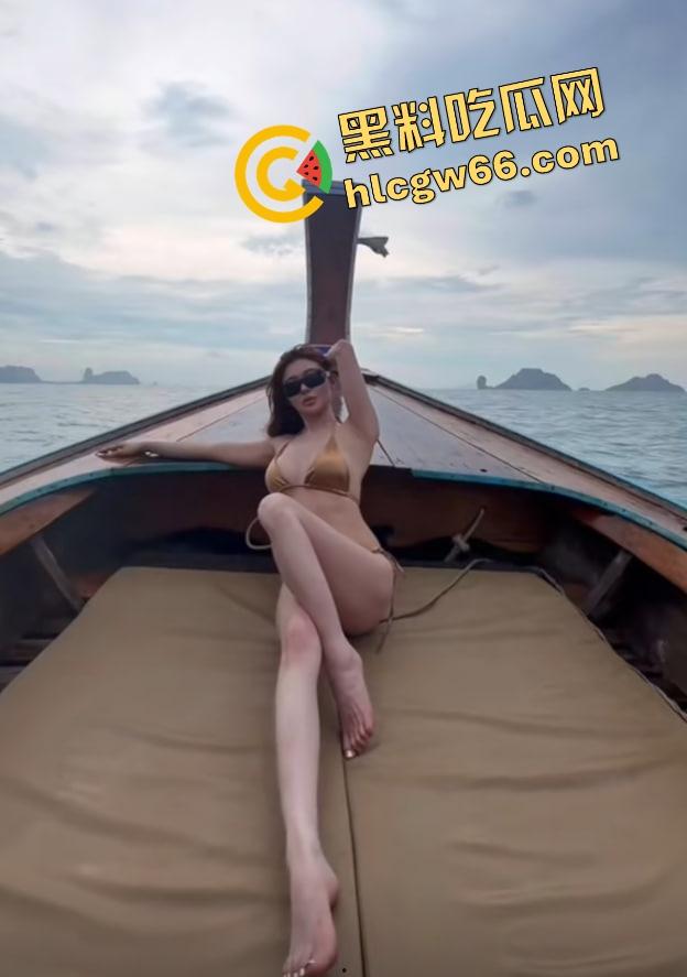 西安女DJ 『Tweety翠迪X』白天陪金主爸爸逛街、晚上爸爸开黑桃A、深夜还直播绝活倒立自慰!-6