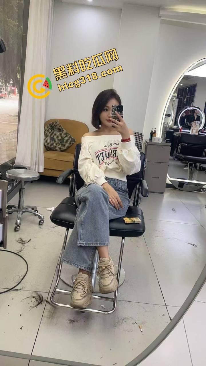 河南瓜友求助女友一边被干一边反思人生,为什么长得清清纯纯的,怎么做到口爆吞精不眨眼?这该怎么答?-3