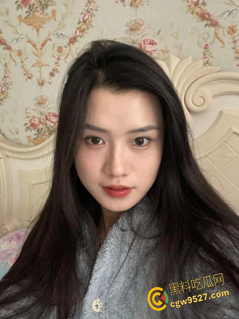 青岛已婚少妇【林昕怡】,酒店调教视频曝光,被金主骑乘口爆,扇臀玩穴调教,场面淫靡不堪 !-1