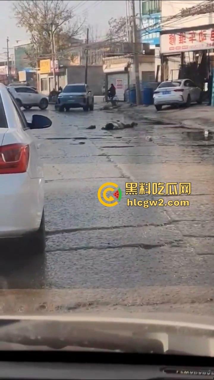 河北保定一女子因老公背叛情绪失控 开车将小三反复碾压致死 人都扁了-7