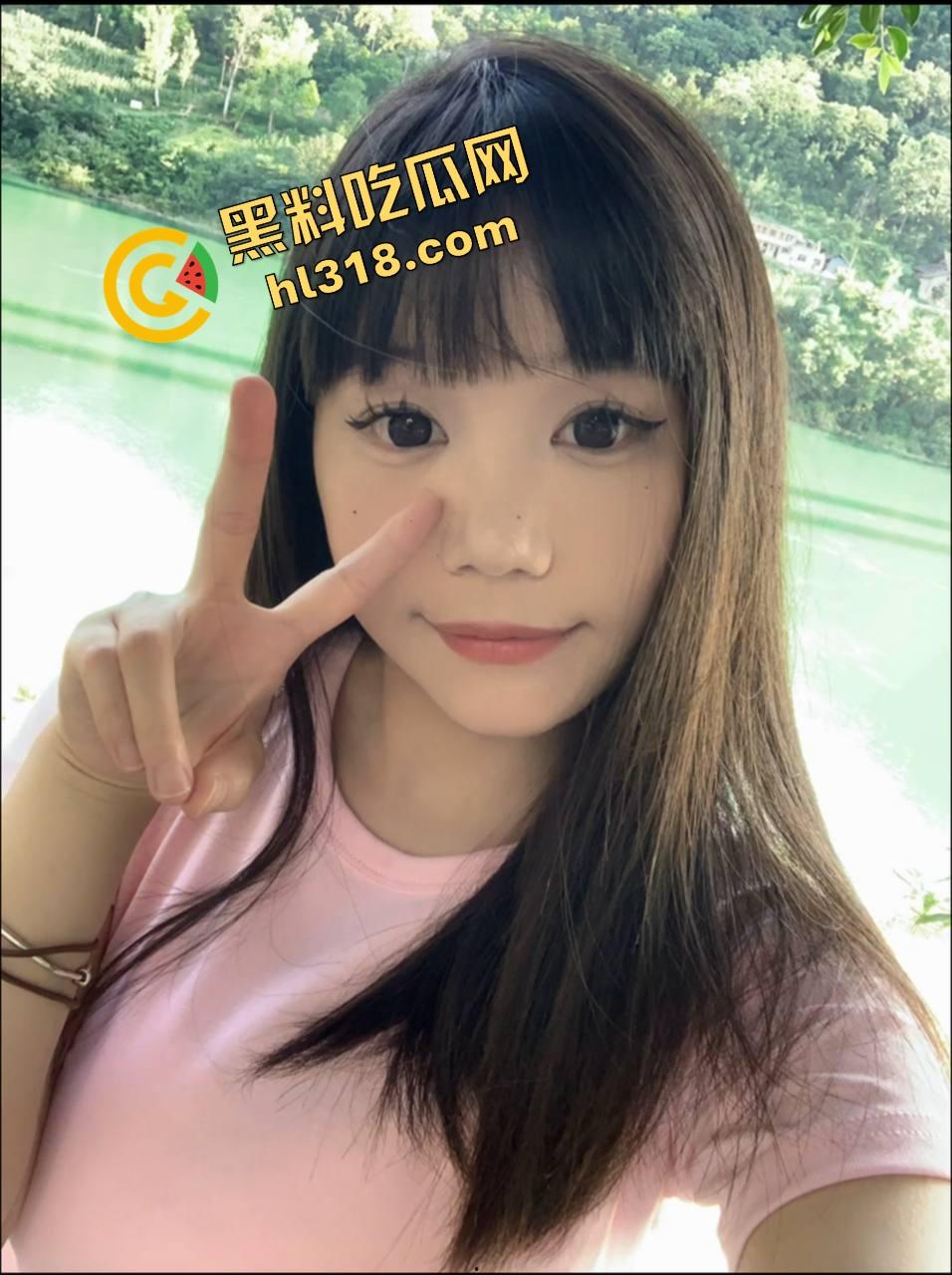 抖音女主播带货带进被窝,直播时约榜一大哥边做爱边互动,这就是互联网电子野战赚钱做爱两不误!-3