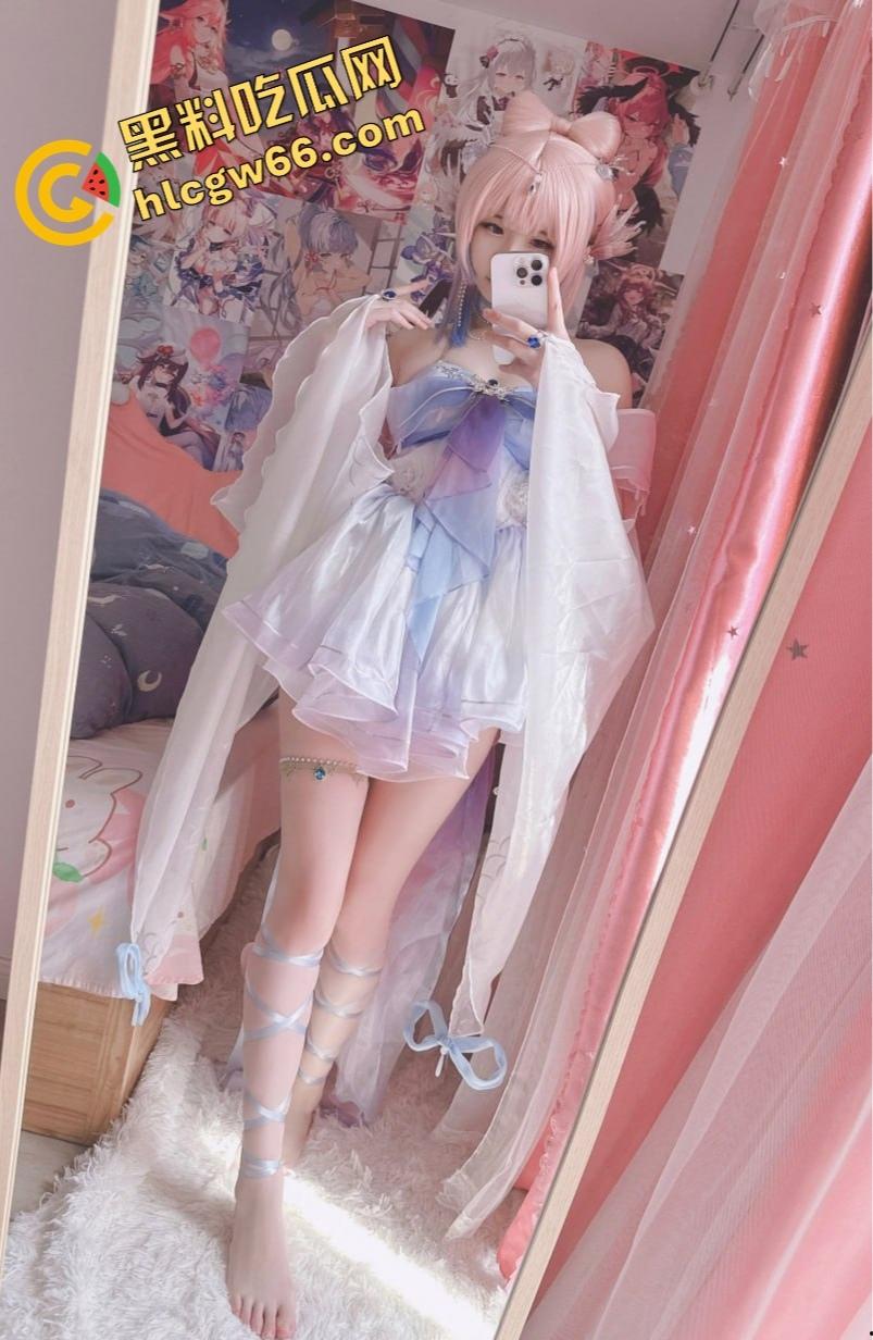 南京漫展勾到白虎大奶cos骚妹,无套猛干嫩缝爽翻天,不卸妆顶着二次元脸操她浪奶抖成球!-1