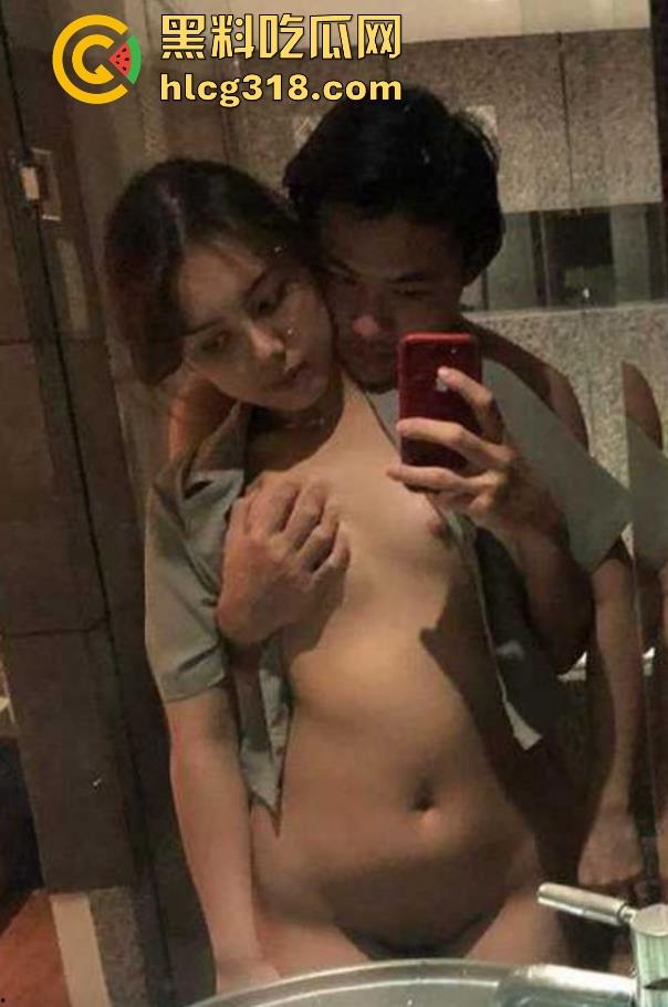 台湾国立中学【赵钰颖】和男友性爱视频曝光，甜美清纯的极品嫩妹，细腰大奶翘臀肥美。-8