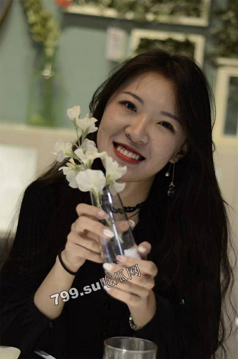 露脸反差婊曝光 成熟知性御姐 曾译萱 大黑逼一看就是千人斩 已经被调教成母狗-10