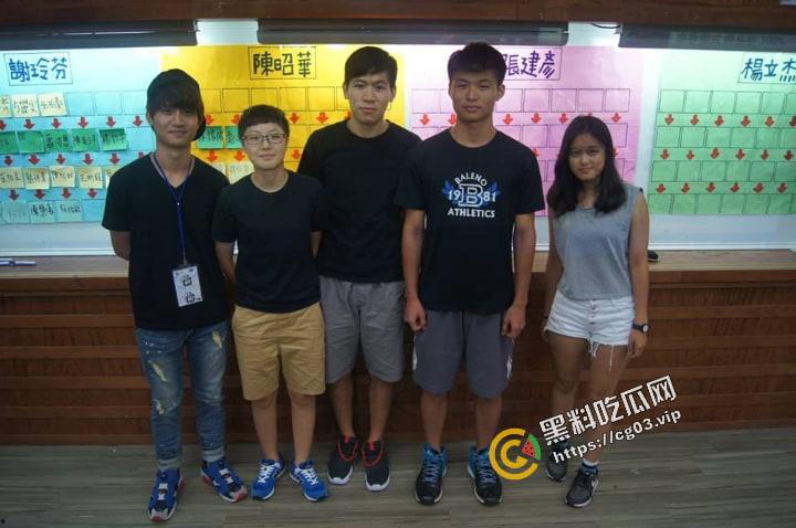 台湾中华大学 运输科技与物流管理系【黄子轩】性爱视频流出 全程表情痛苦 实则呻吟不断享受大屌蹂躏-5