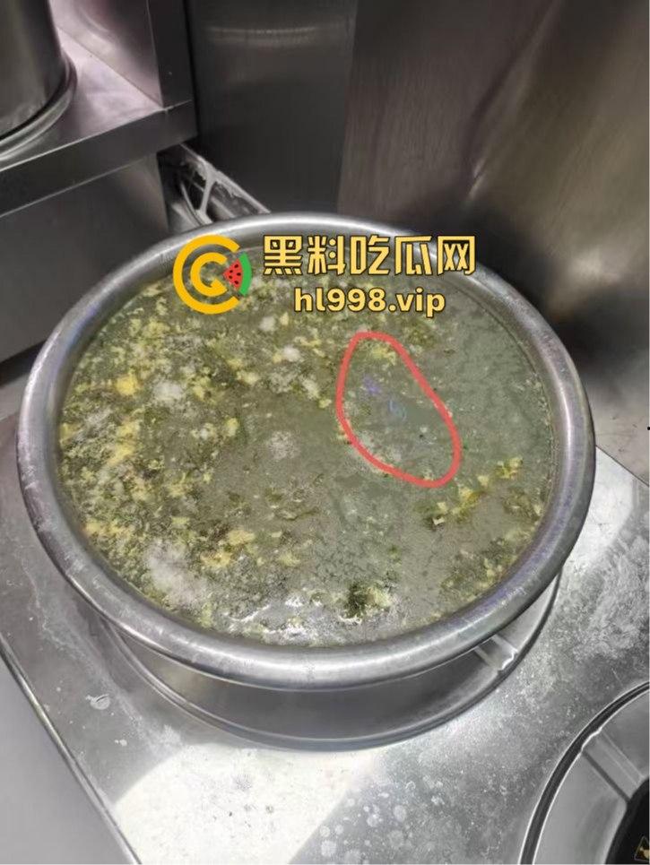 云南昆明长丰学校食堂提供变质肉?校方荒谬回应惹众怒:臭肉怕啥,老鼠蟑螂都能吃!-15