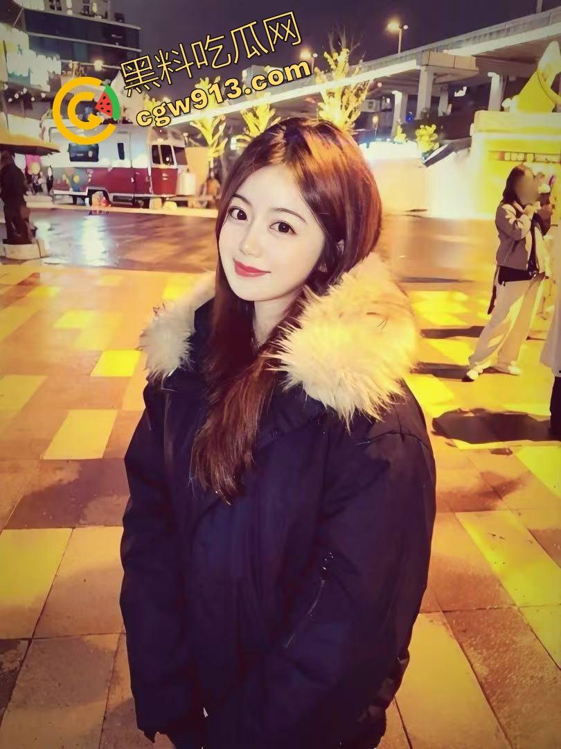 被扩张到失禁的发情母狗,肛门成了供人蹂躏的洞口,阴环母狗菊穴失守,高潮像溃堤般喷涌!-4