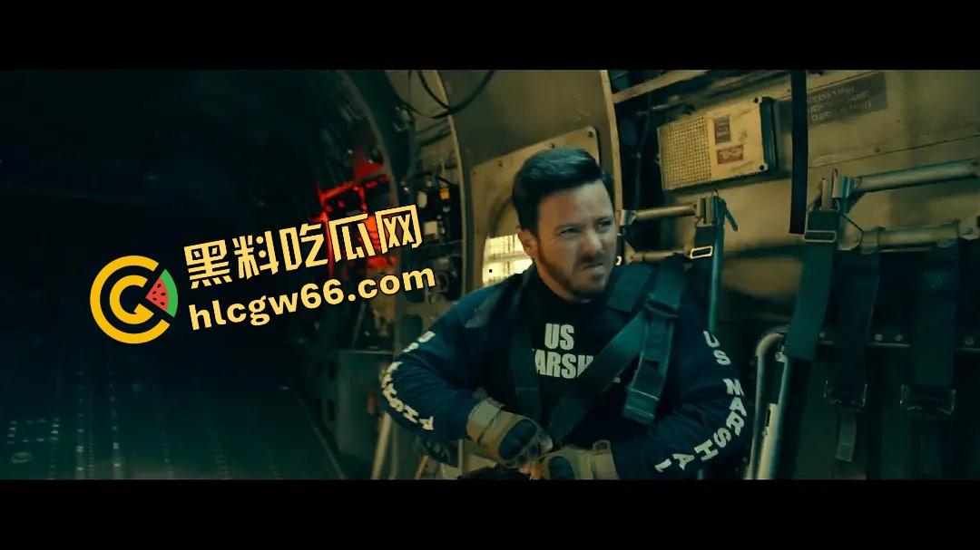 《绝地战警:生死与共》高清免费观看!昔日警局局长竟与贩毒集团暗中勾结惨遭背叛成为全美通缉犯!-1