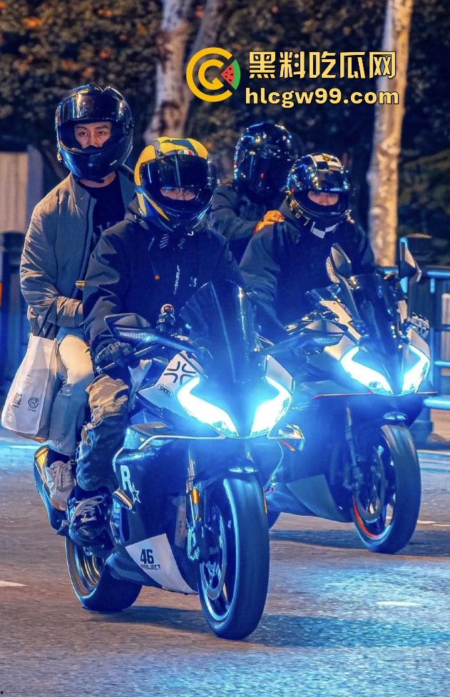 重庆22岁摩托博主【蓄意喵喵拳】抬头骑摩托玩命秀逆行甩头,受伤住院还水滴筹,这波操作真是秀到飞起!-7