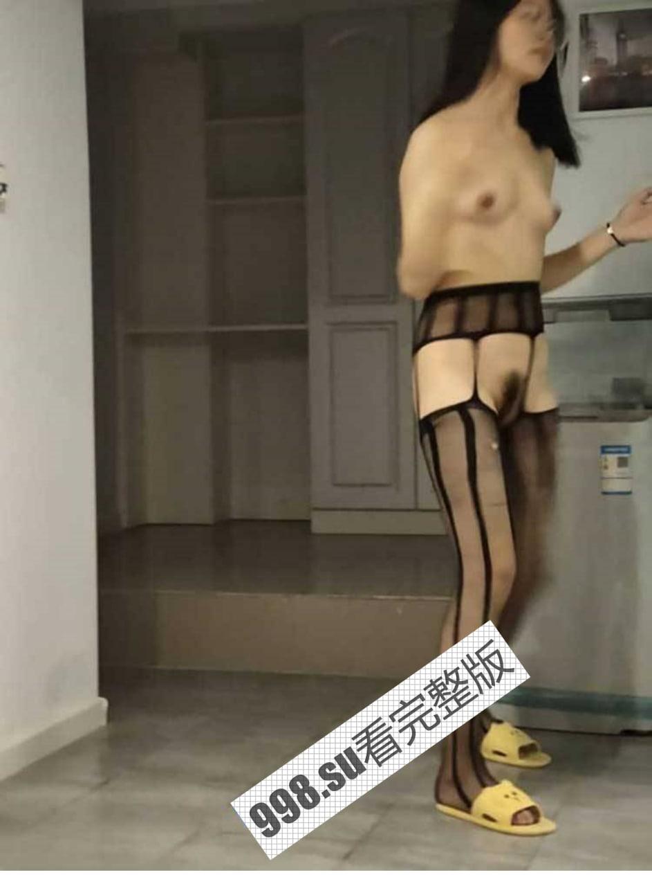 反差婊！中南财经政法大学 陈燕 闷骚眼镜妹口活优秀 反差爆棚-5