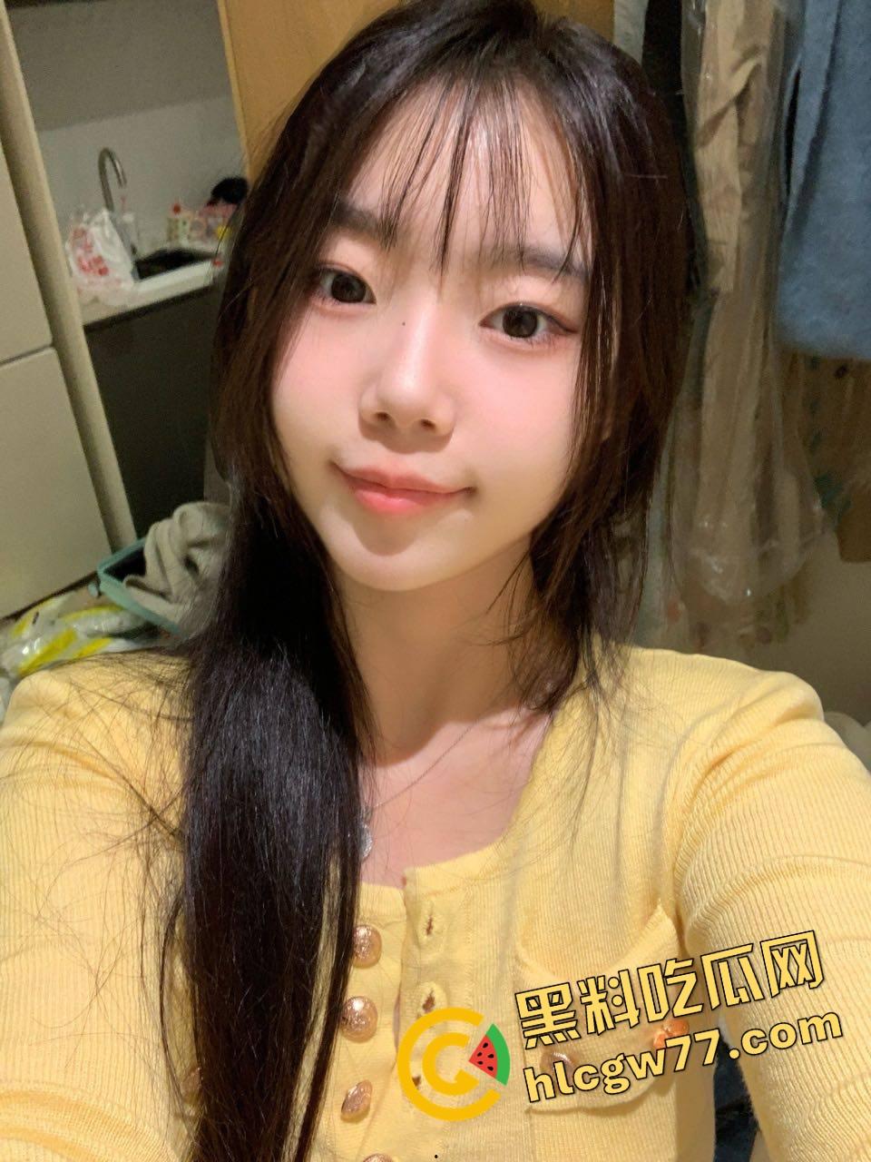 合肥『鹿鸣』反差黑料炸裂,纹身白虎肉穴自拍内射流出,纹身嫩穴配黑丝,叫得像开机启动声!-3