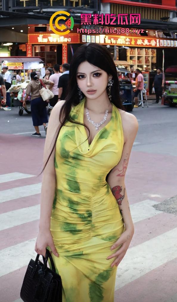 澳洲23岁假名媛『卢婷』卖逼成富一代,华人圈认证金牌援交女,专钓华裔大佬富二代,白富美靠爹她靠卖!-3