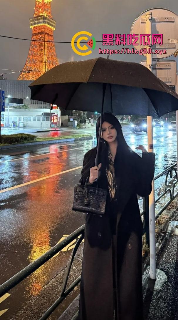 澳洲23岁假名媛『卢婷』卖逼成富一代,华人圈认证金牌援交女,专钓华裔大佬富二代,白富美靠爹她靠卖!-14