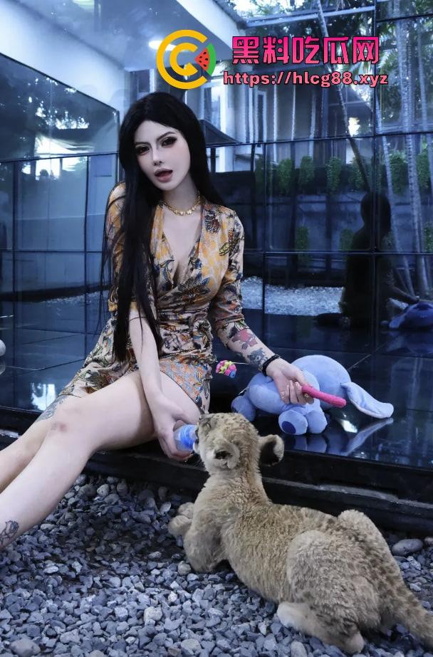 澳洲23岁假名媛『卢婷』卖逼成富一代,华人圈认证金牌援交女,专钓华裔大佬富二代,白富美靠爹她靠卖!-19