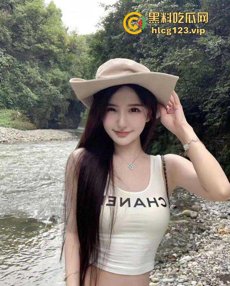 汕头大学黑丝高跟大一学妹被体育生学长狂蹬！男友心疼不敢操，她却被学长后入猛干！-6