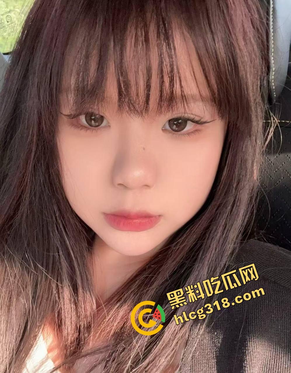 03年小嫩妹高潮害羞躲被窝，我只能把套取了让她更爽，那晚在碧海湾假日公寓，她整晚都在抖！-1