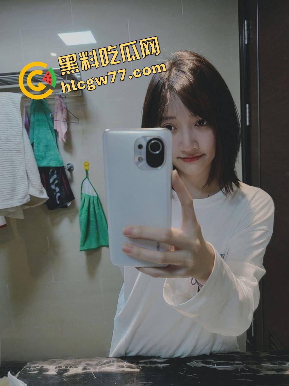 陕西西安交通大学『陈珂』被前男友爆料形象全靠演,做爱自拍舔屌求操,小逼黑得像煤球!-7