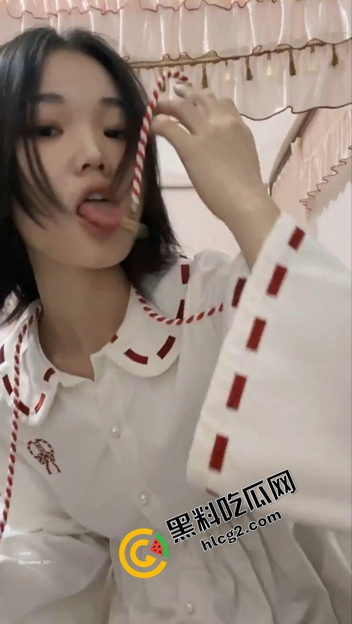 杭州极品反差小母狗『宋雯』调教虐操白虎逼 淫荡纹身3P性爱合集流出 骚到透顶!-7