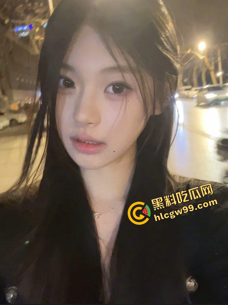 杭州滨江房地产销售骚鸡【方熙】为豪表大哥提供买房送逼,多场景各种后入猛操骚逼!独家曝光流出!-1