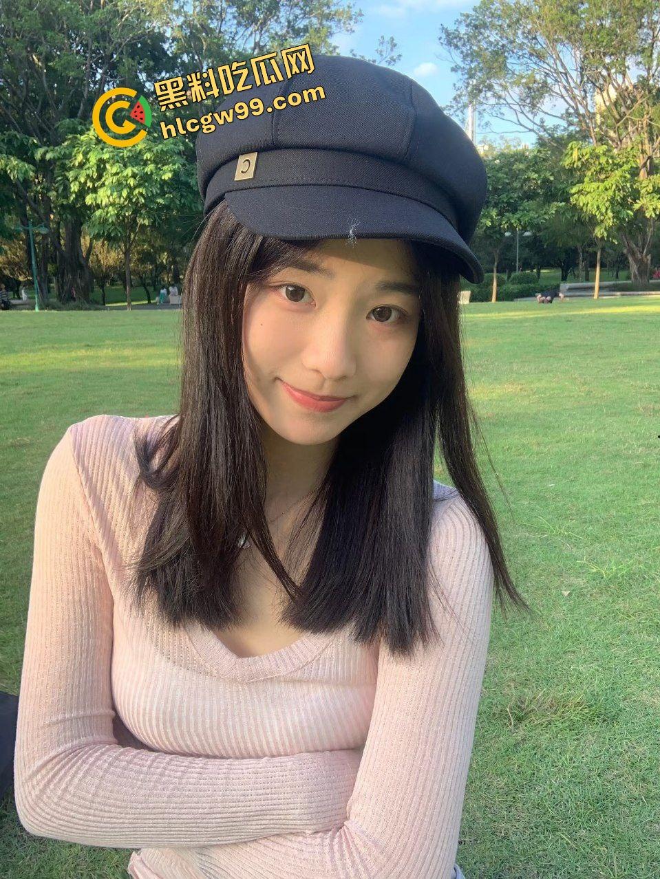 重金包养长沙清纯小蛮腰【许艺】调教成金爸专属小母狗,跪在地上全裸伺候沏茶品茗打游戏!遭曝光独家流出!-2