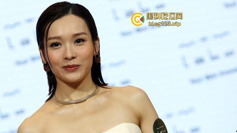 香港TVB新晋视后【李佳芯】港剧女神大学时期黑历史流出!极品身材尤物看着都爽!-11
