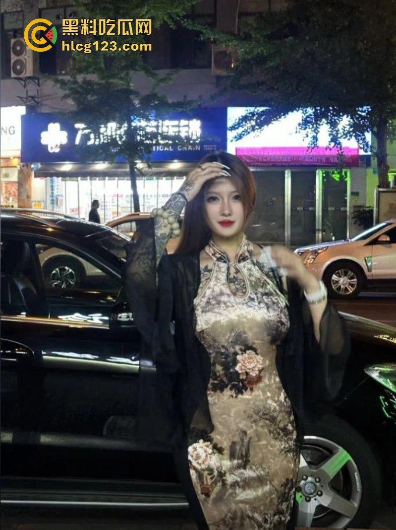 快手/抖音反差骚母狗【迷人大野驴】流出大尺度福利私拍 霸气纹身还真有看点!-8