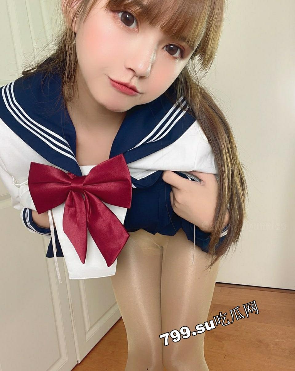 微密圈网红 张思允 百万粉丝颜值博主 女仆 制服大尺度 极品骚鸡遮不住的风骚诱惑-10