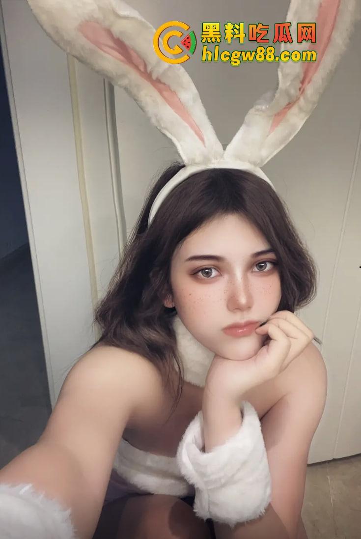 24万粉丝舔的抖音女神『A韩小优baby』现实里是P图怪,床上被操翻白眼,明码标价给钱就能约!-8