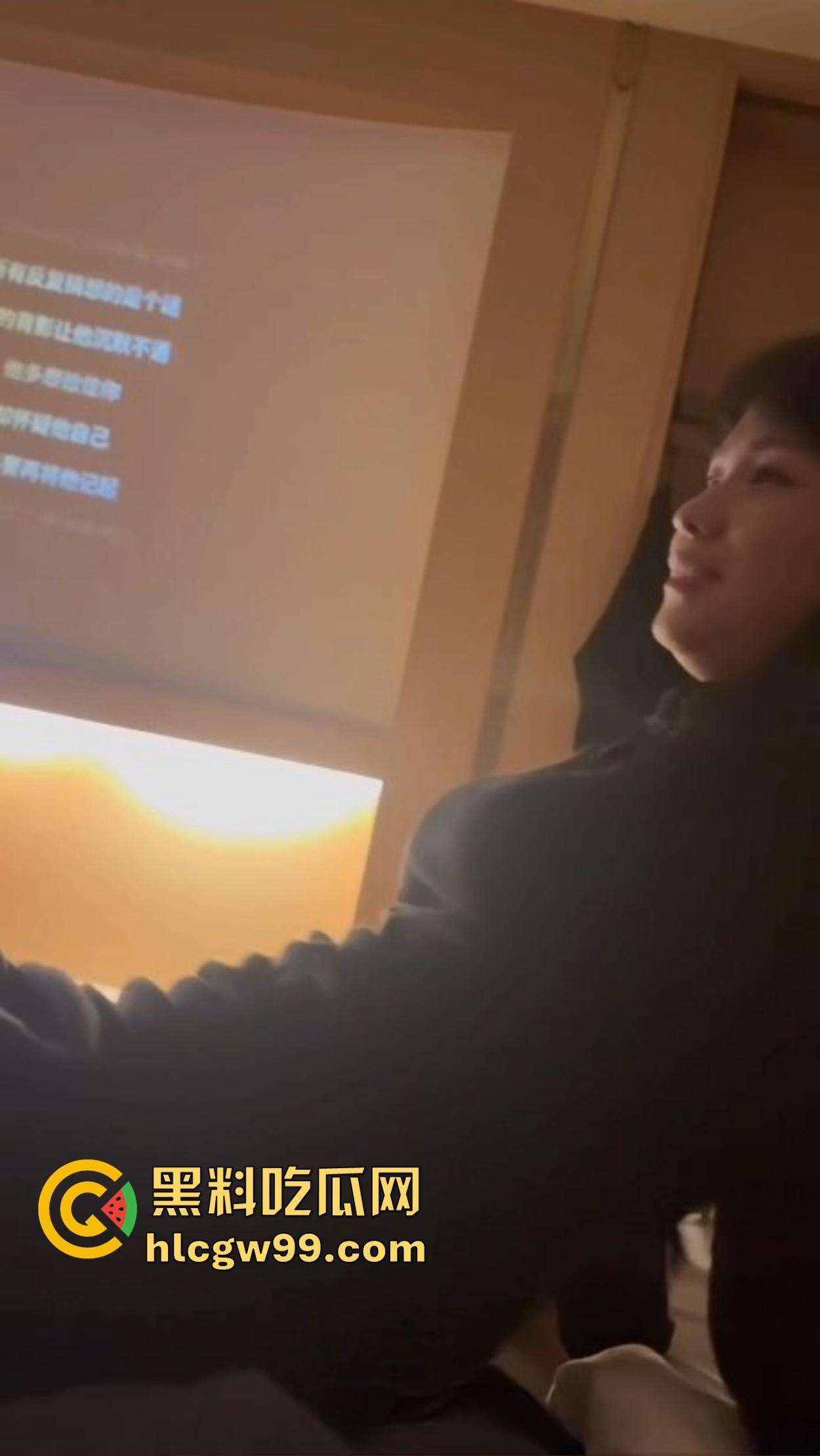 按摩分荤素 两种玩法各有千秋 荤的直捣黄龙枪出如龙 素的蹭蹭不进靠颅内高潮 双绝的按摩艺术你爱那种?-5